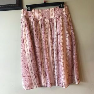 Ann Taylor lined chiffon skirt